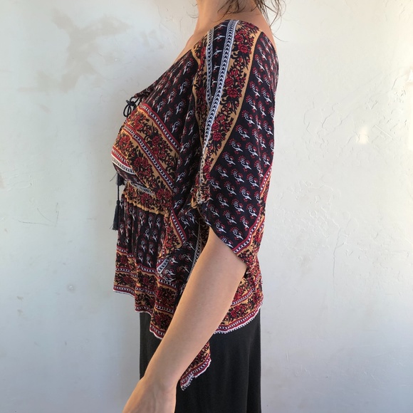 Forever 21 Black Gold Red Patterned Tunic Shirt M - Picture 2 of 13